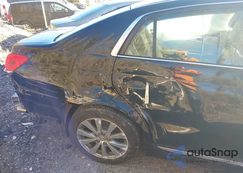 2011 Toyota Avalon Limited z USA, uszkodzony, nr VIN 4T1BK3DB1BU434970